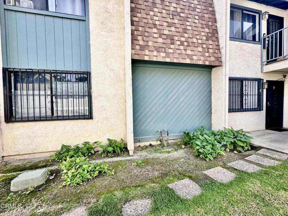 129 E Ventura Street #A Santa Paula, CA 93060