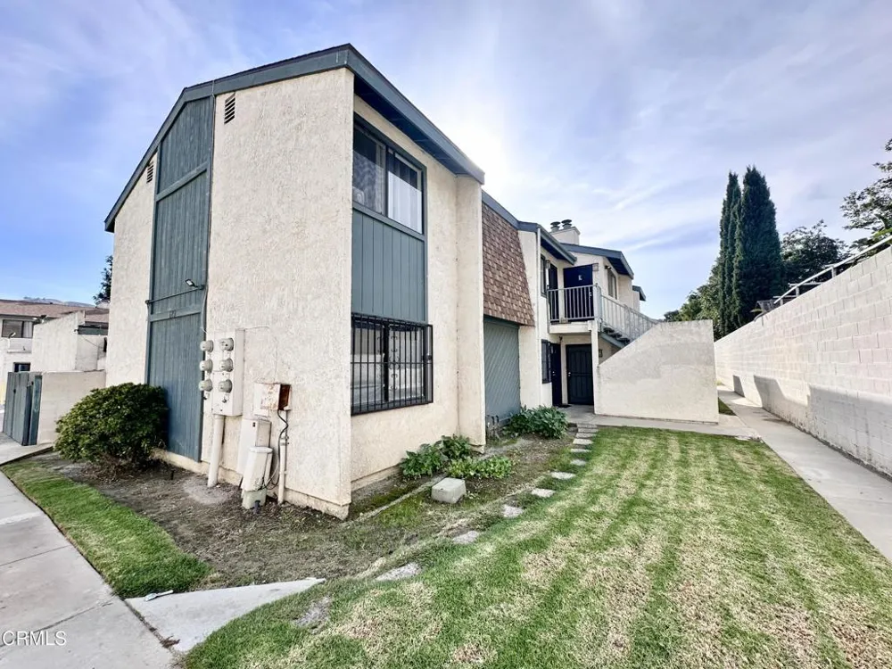 129 E Ventura Street #A Santa Paula, CA 93060