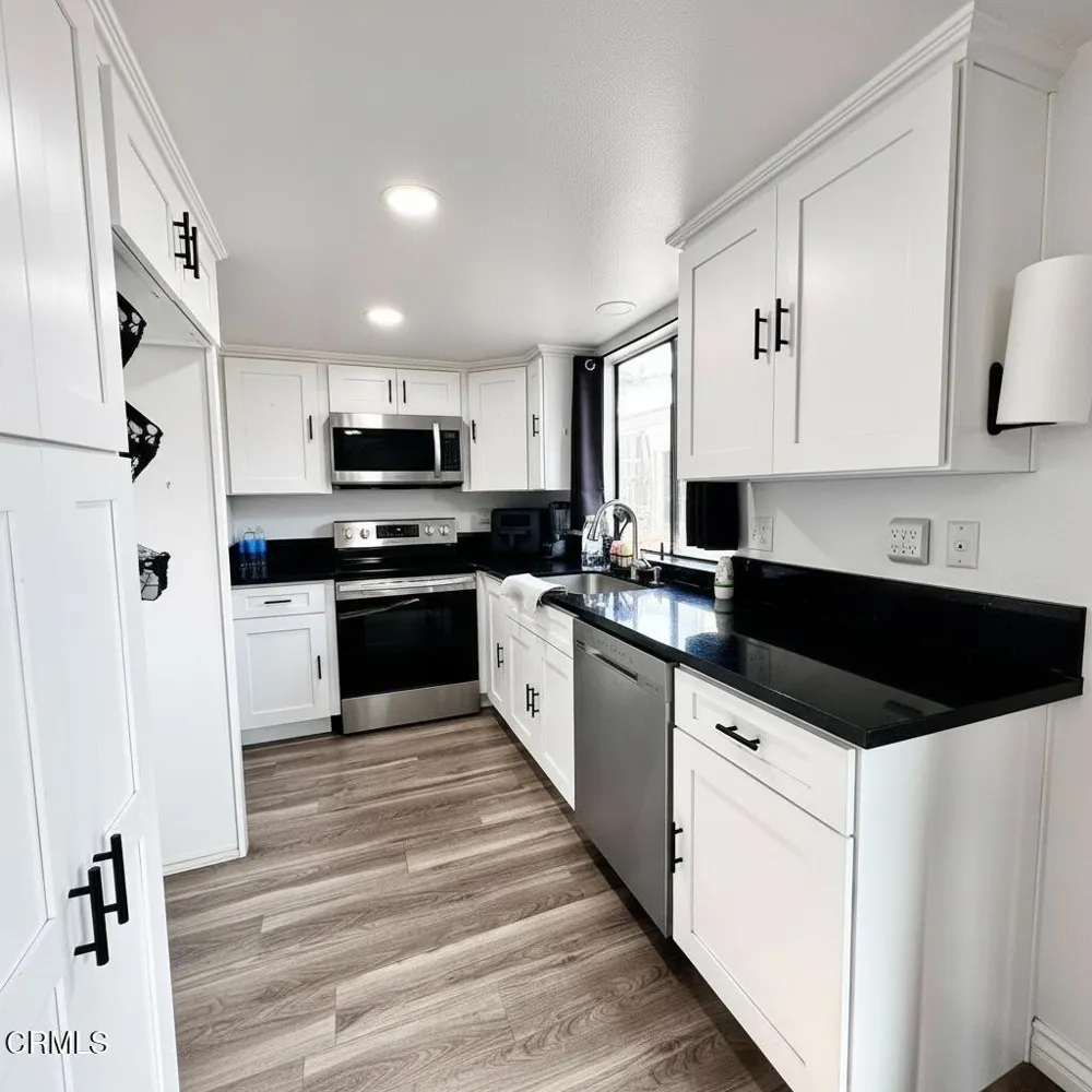 129 E Ventura Street #A Santa Paula, CA 93060