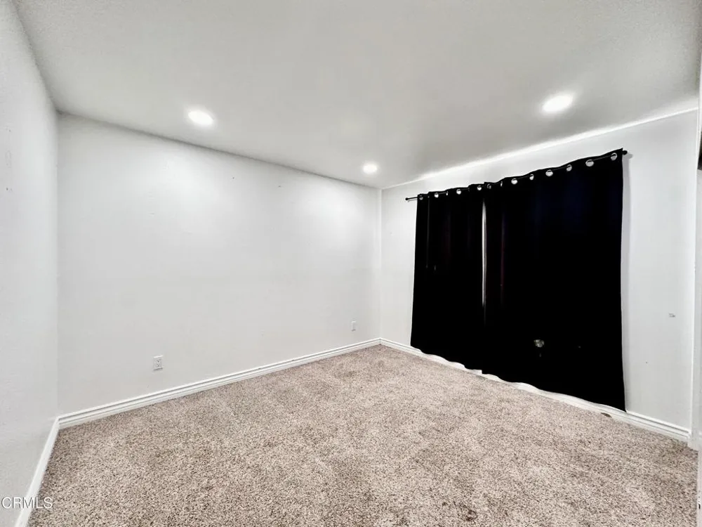 129 E Ventura Street #A Santa Paula, CA 93060