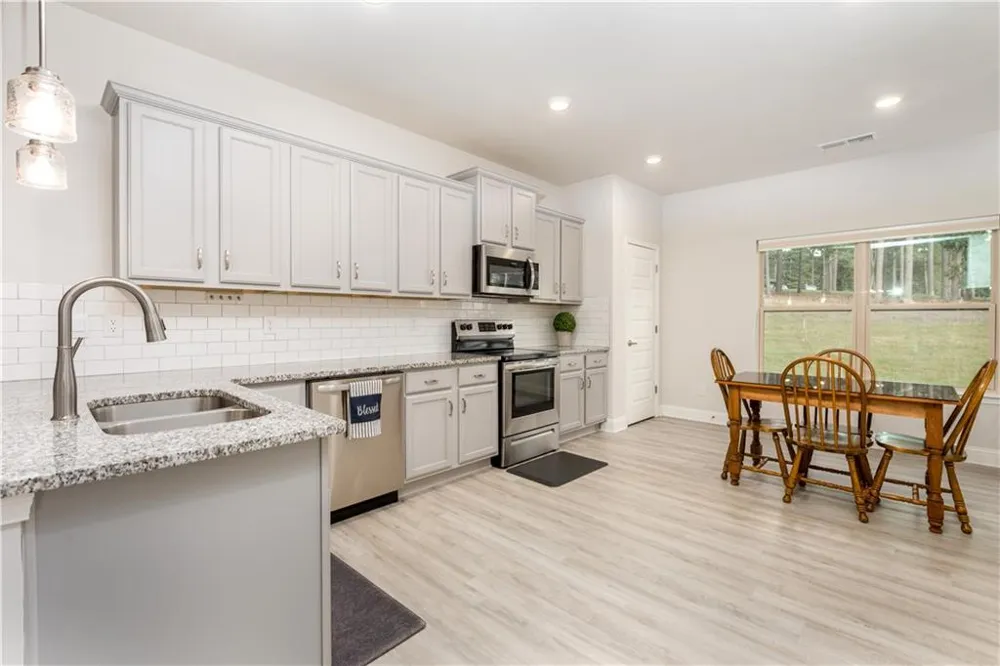 104 Eagle Heights Drive Maysville, GA 30558