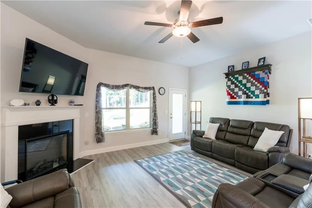 104 Eagle Heights Drive Maysville, GA 30558