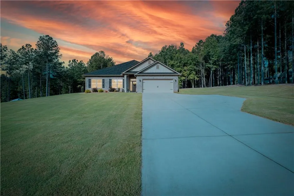 104 Eagle Heights Drive Maysville, GA 30558