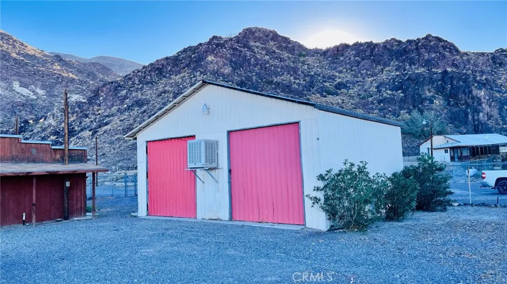 44655 National Trails Highway Newberry Springs, CA 92365