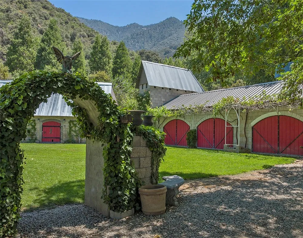 38838 Birch Creek Oak Glen, CA 92399
