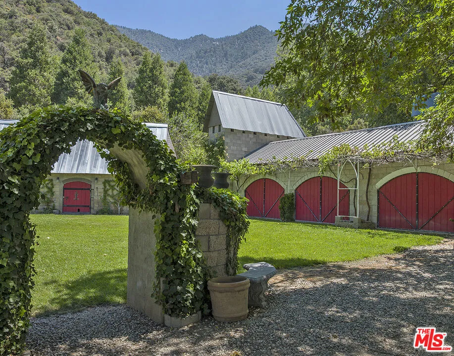 38838 Birch Creek Lane Oak Glen, CA 92399