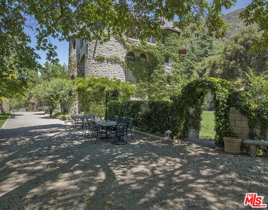 38838 Birch Creek Lane Oak Glen, CA 92399