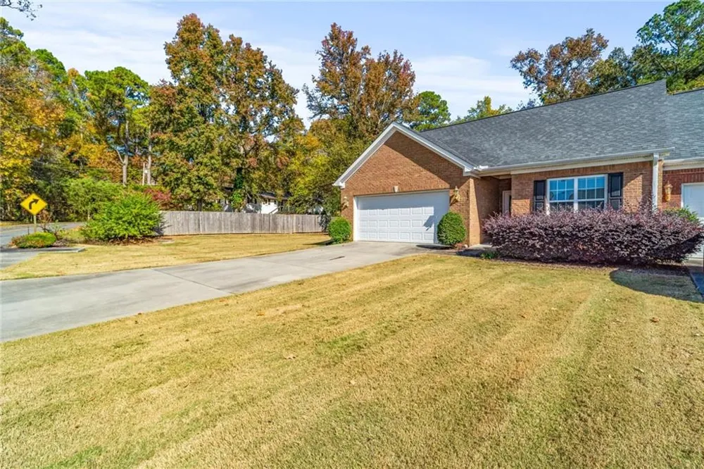 252 Blackwood Place SE Calhoun, GA 30701