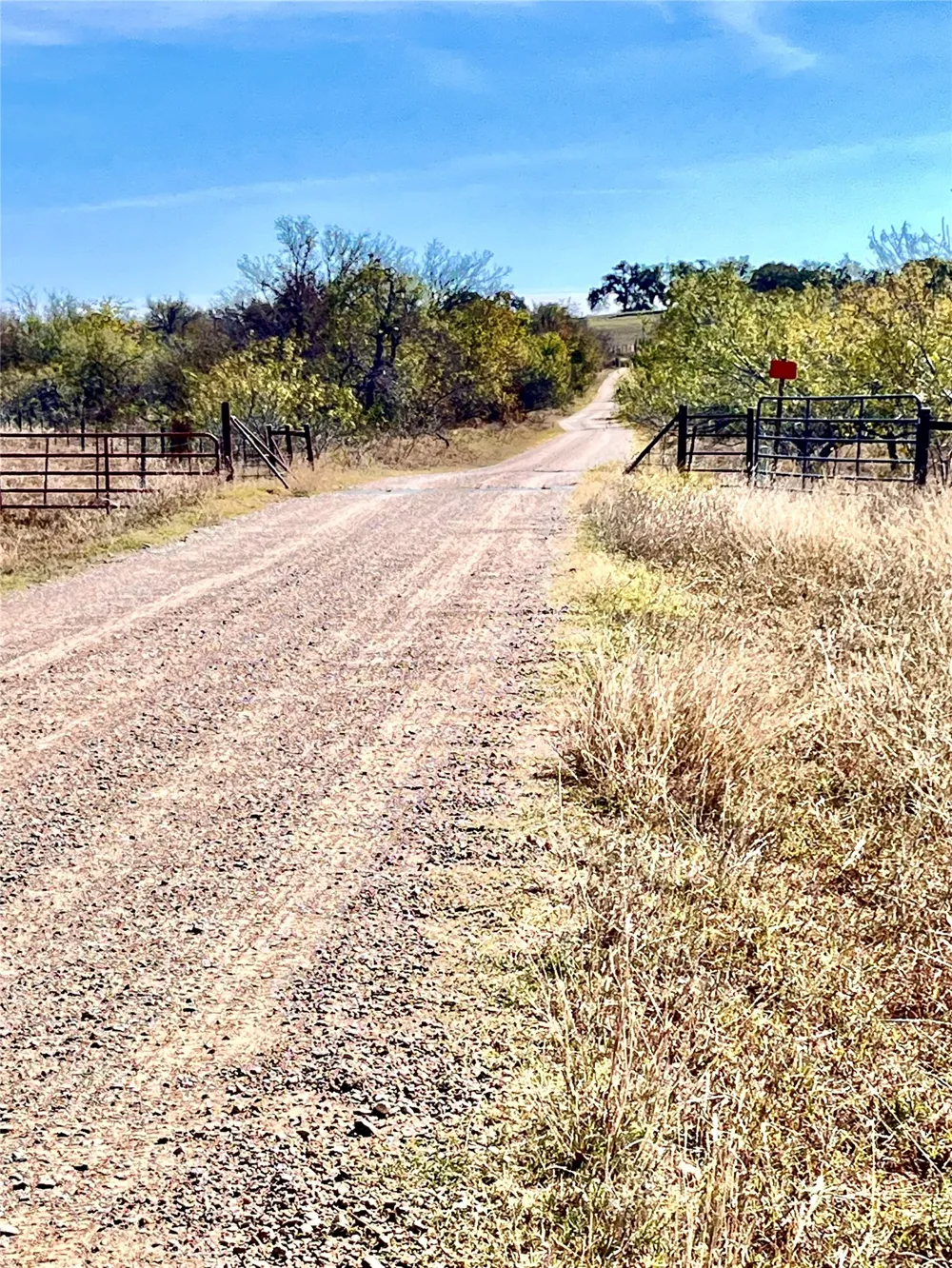 674 County Road 309 Rockdale, TX 76567