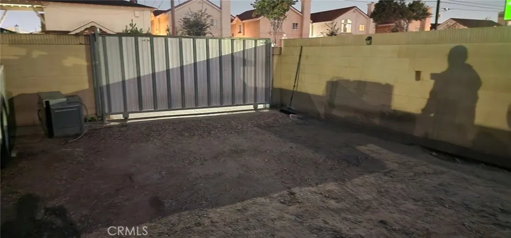 17046 Clark Bellflower, CA 90706