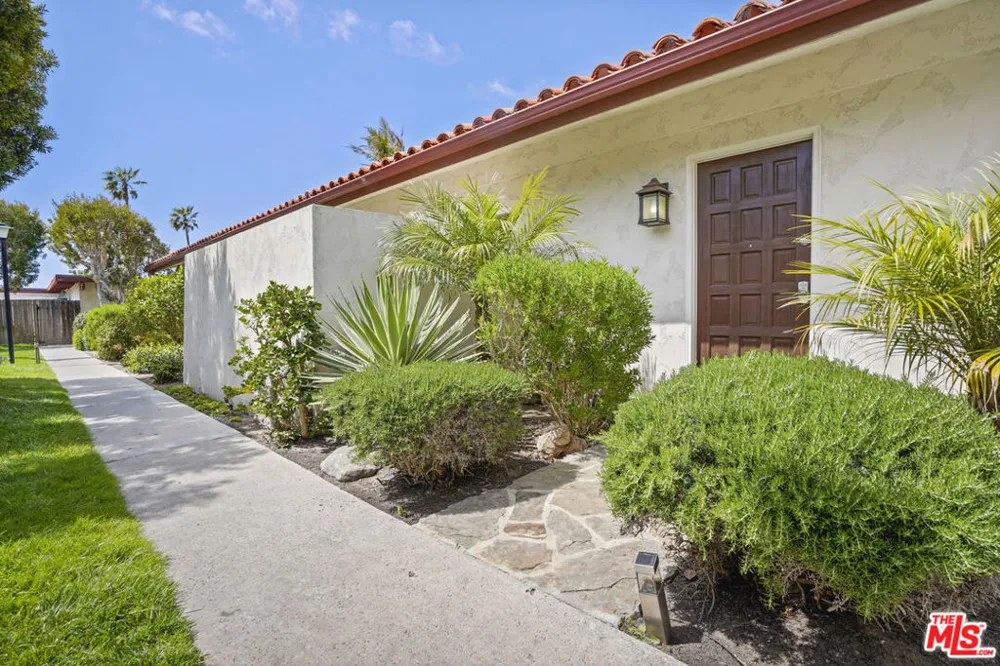 29500 Heathercliff Rd. #A Malibu, CA 90265