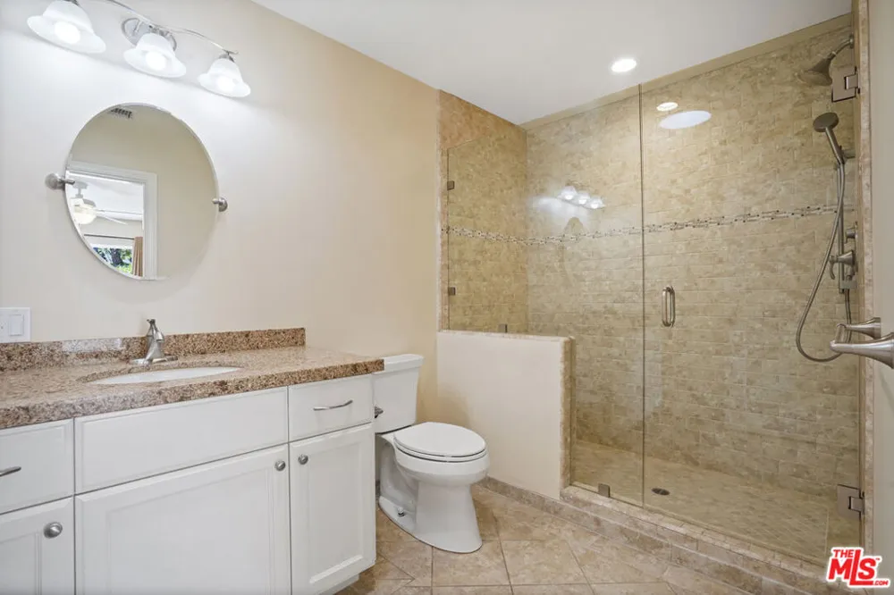29500 Heathercliff Rd. #A Malibu, CA 90265