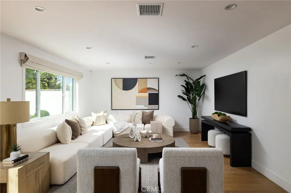 1230 Crystal Cove Way Seal Beach, CA 90740