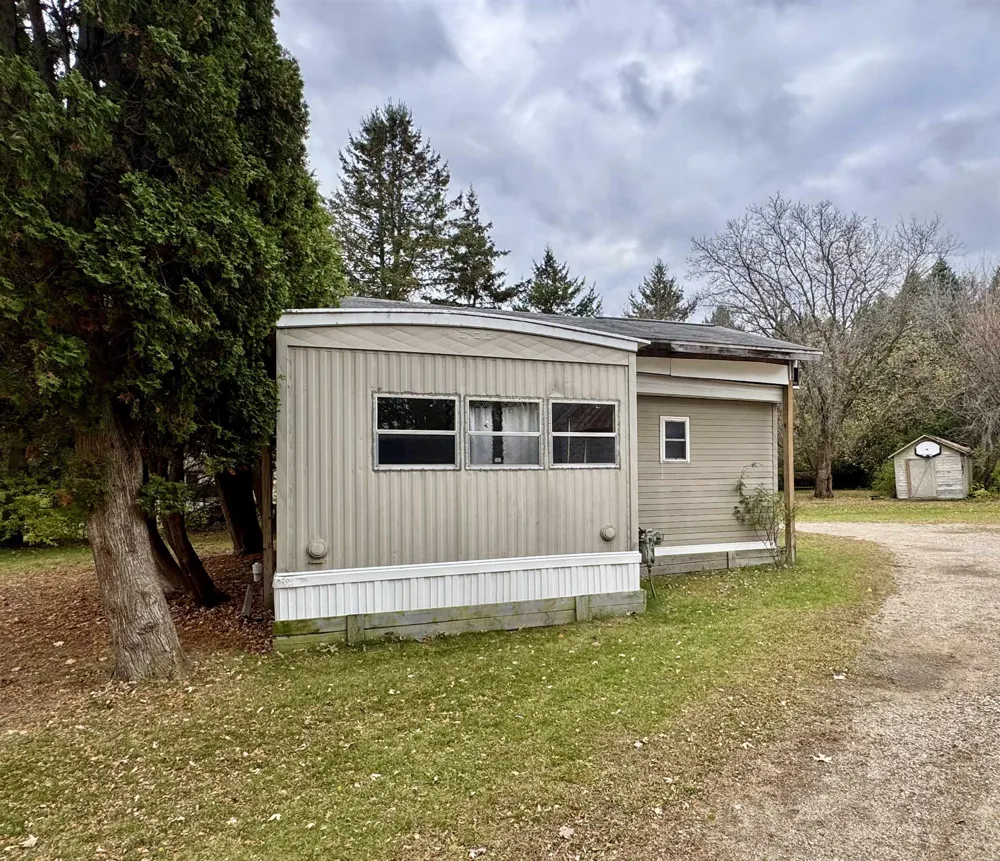 2450 Ruby Street Union Charter Township, MI 48858