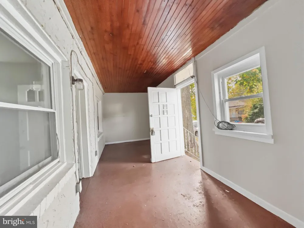 1337 TOWNSEND STREET Chester, PA 19013
