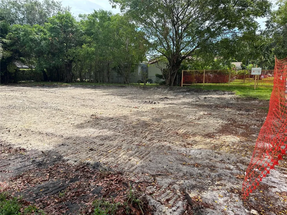 157 NW 104th St Miami Shores, FL 33150
