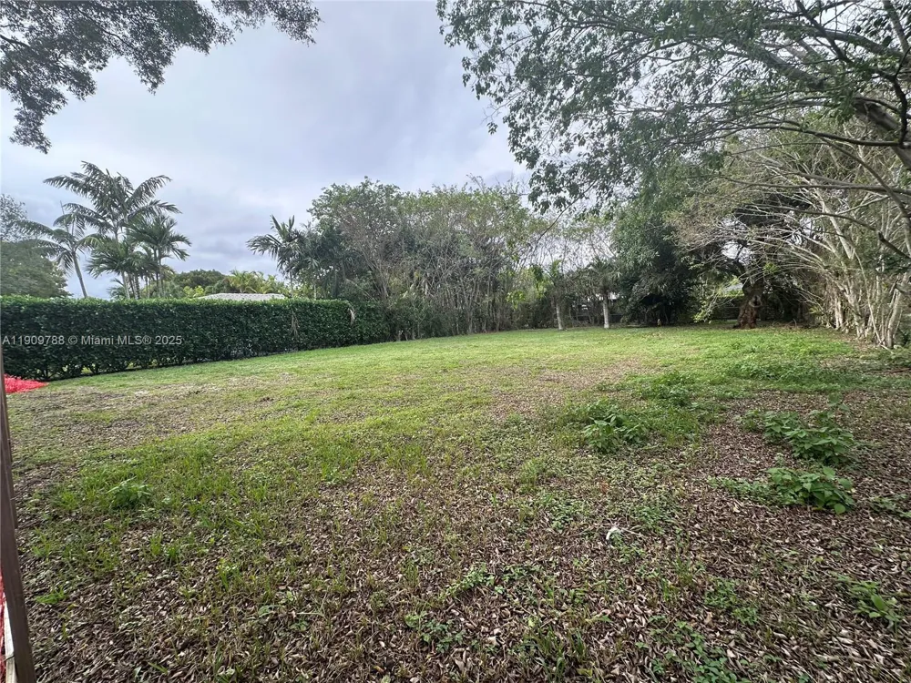 157 NW 104th St Miami Shores, FL 33150