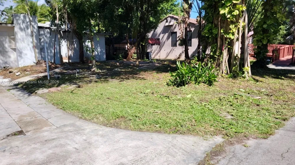 519 NE 118th St Biscayne Park, FL 33161