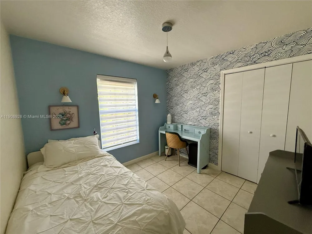 150 Peace Ave Key Largo, FL 33037
