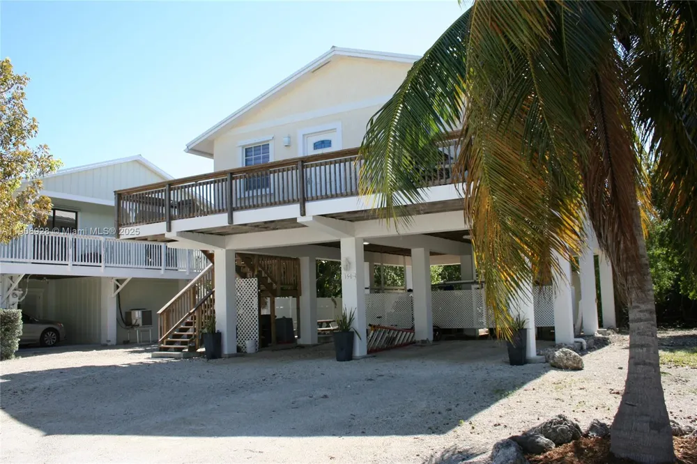 150 Peace Ave Key Largo, FL 33037