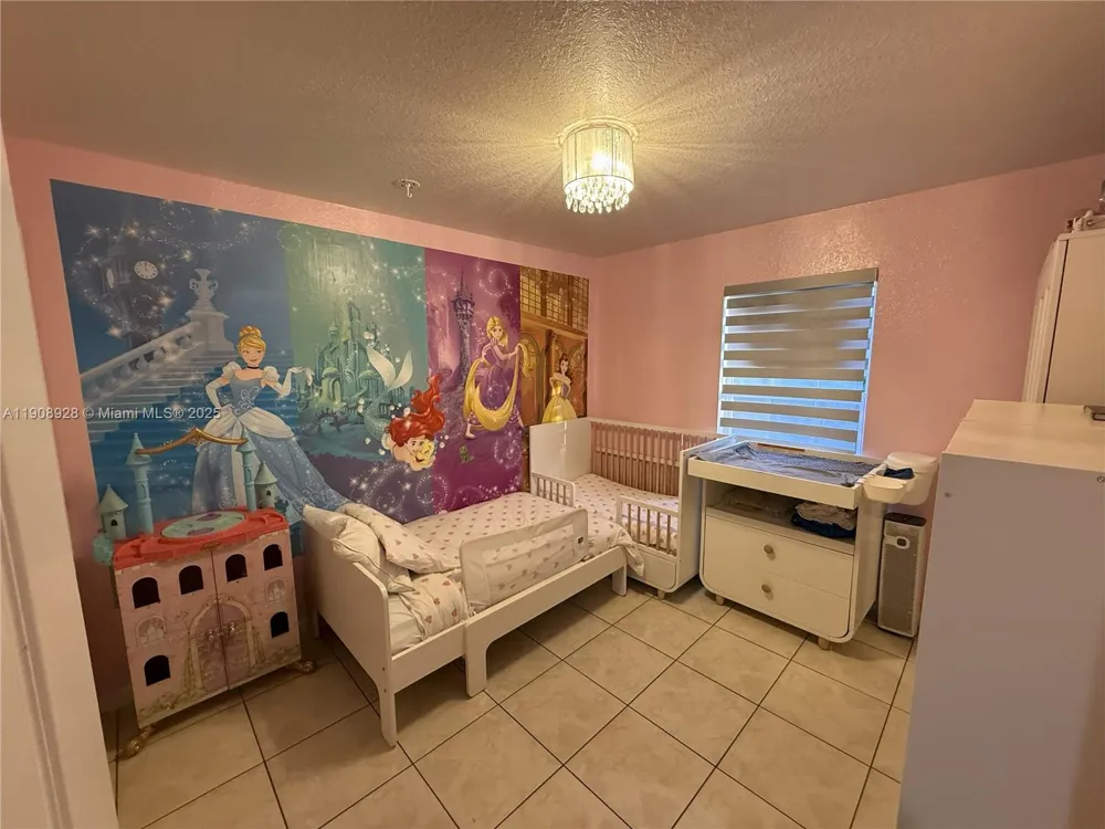 150 Peace Ave Key Largo, FL 33037