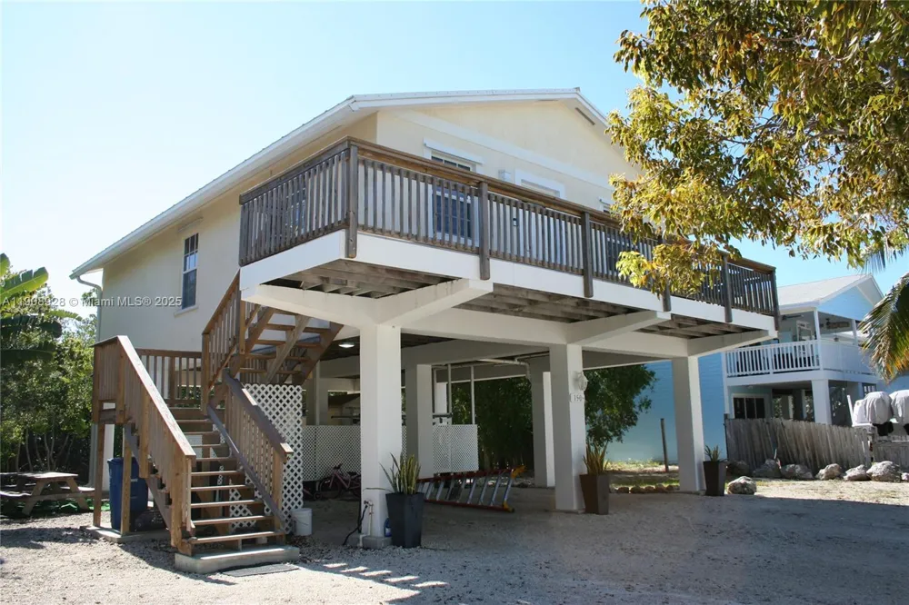 150 Peace Ave Key Largo, FL 33037
