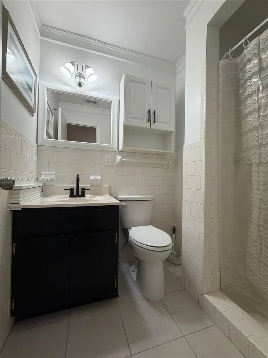 1832 Sunny Drive #D-32 Bradenton, FL 34207