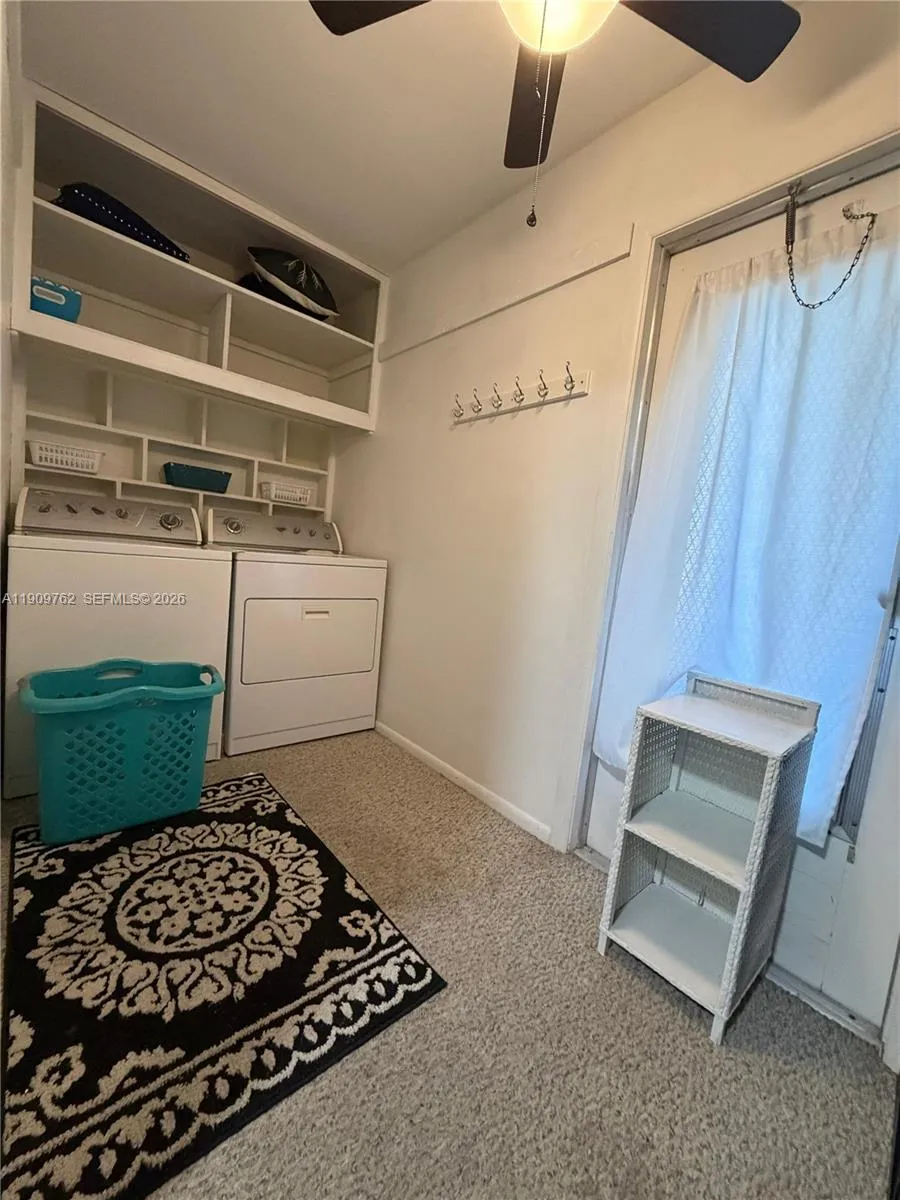 1832 Sunny Drive #D-32 Bradenton, FL 34207