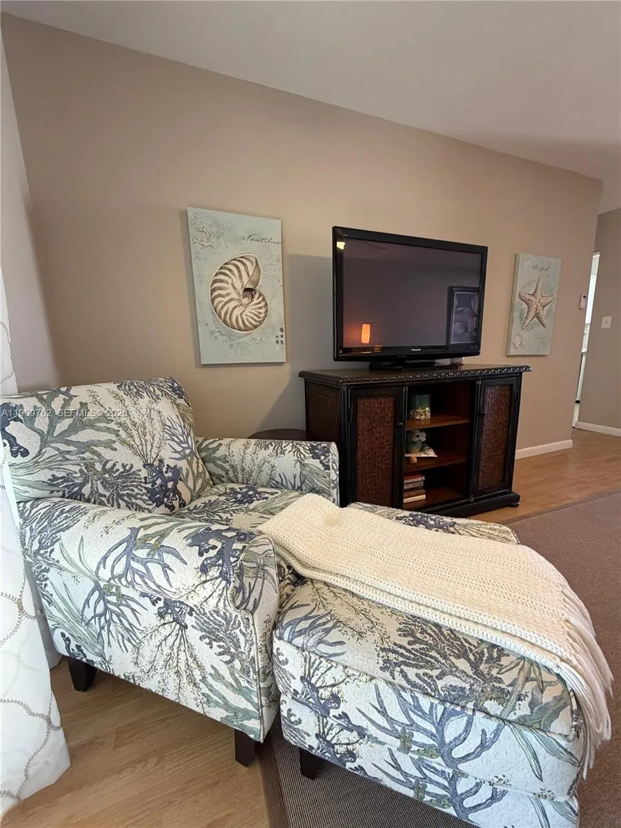 1832 Sunny Drive #D-32 Bradenton, FL 34207