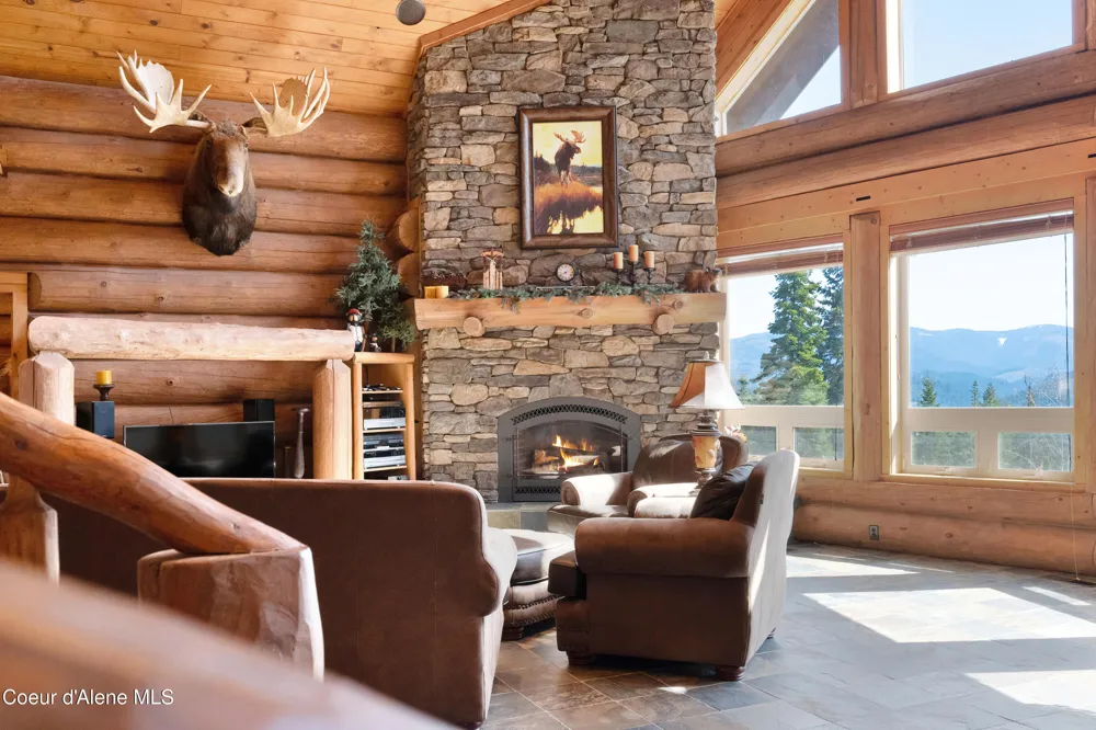 122 Makridge Lane Kingston, ID 83839