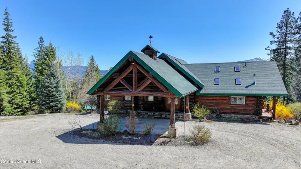 122 Makridge Lane Kingston, ID 83839