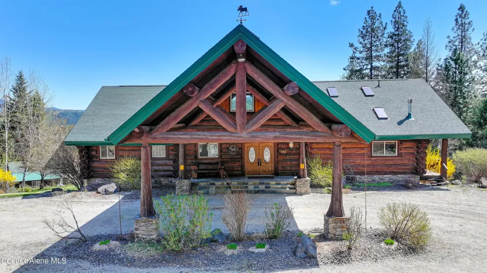 122 Makridge Lane Kingston, ID 83839