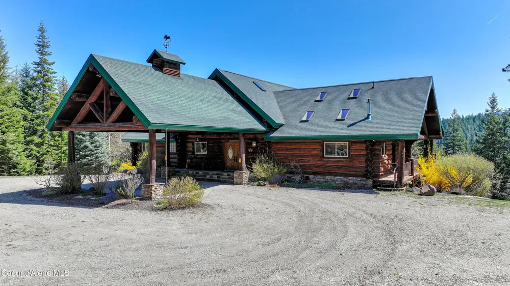122 Makridge Lane Kingston, ID 83839