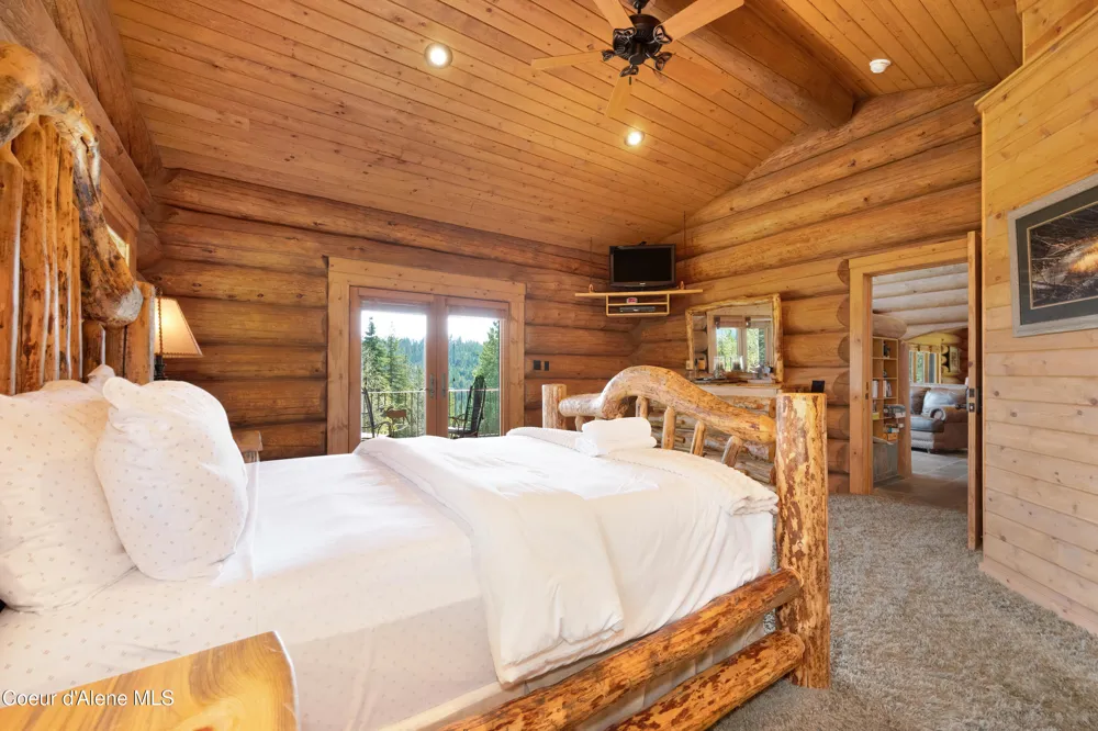 122 Makridge Lane Kingston, ID 83839
