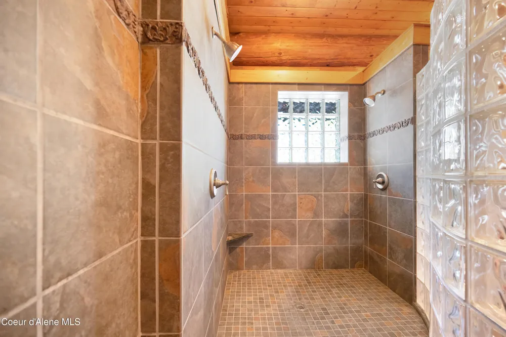 122 Makridge Lane Kingston, ID 83839