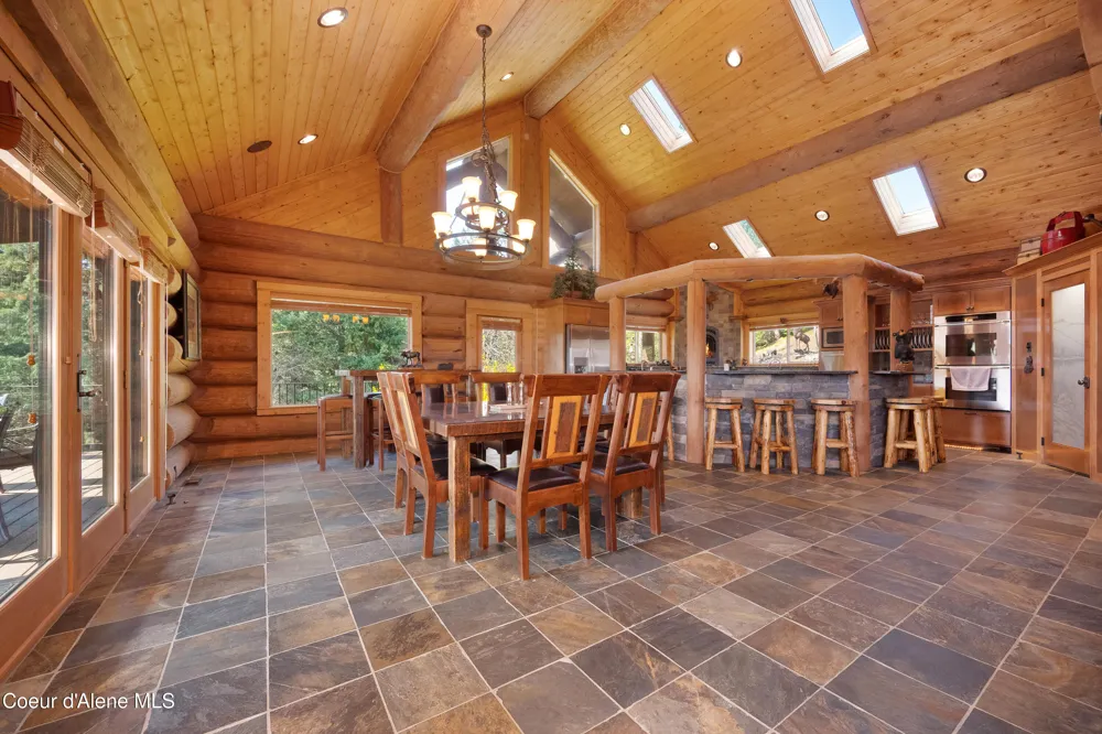 122 Makridge Lane Kingston, ID 83839