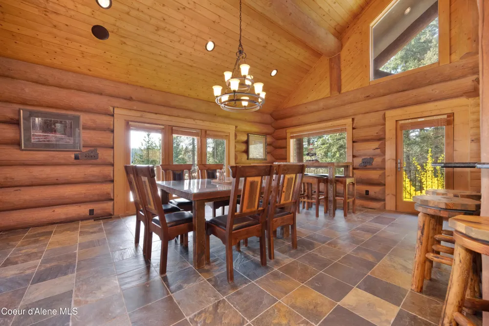 122 Makridge Lane Kingston, ID 83839