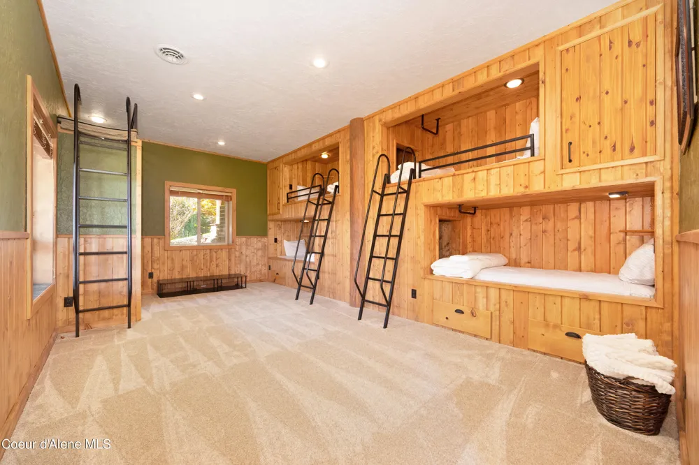 122 Makridge Lane Kingston, ID 83839