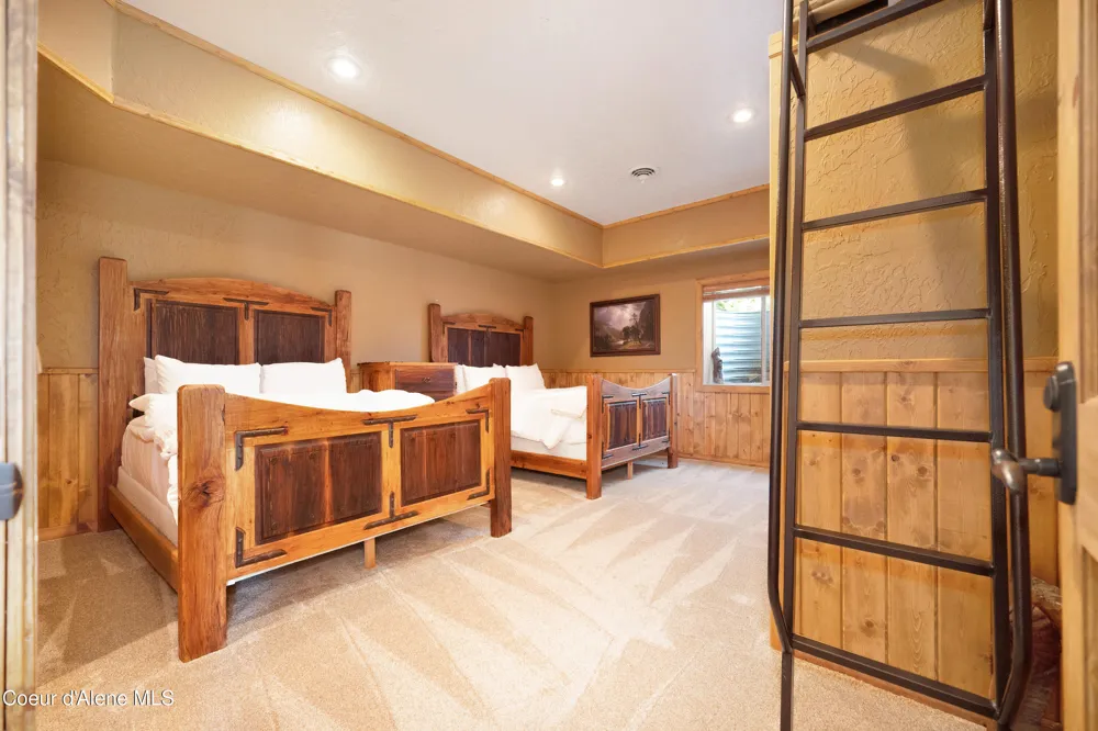 122 Makridge Lane Kingston, ID 83839