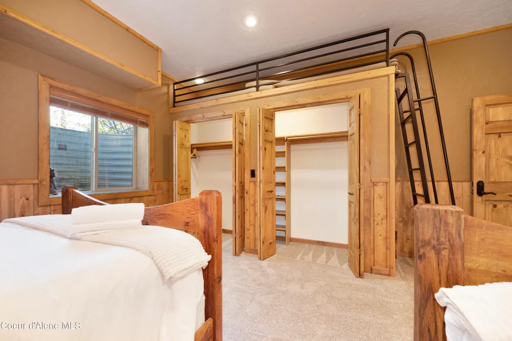 122 Makridge Lane Kingston, ID 83839