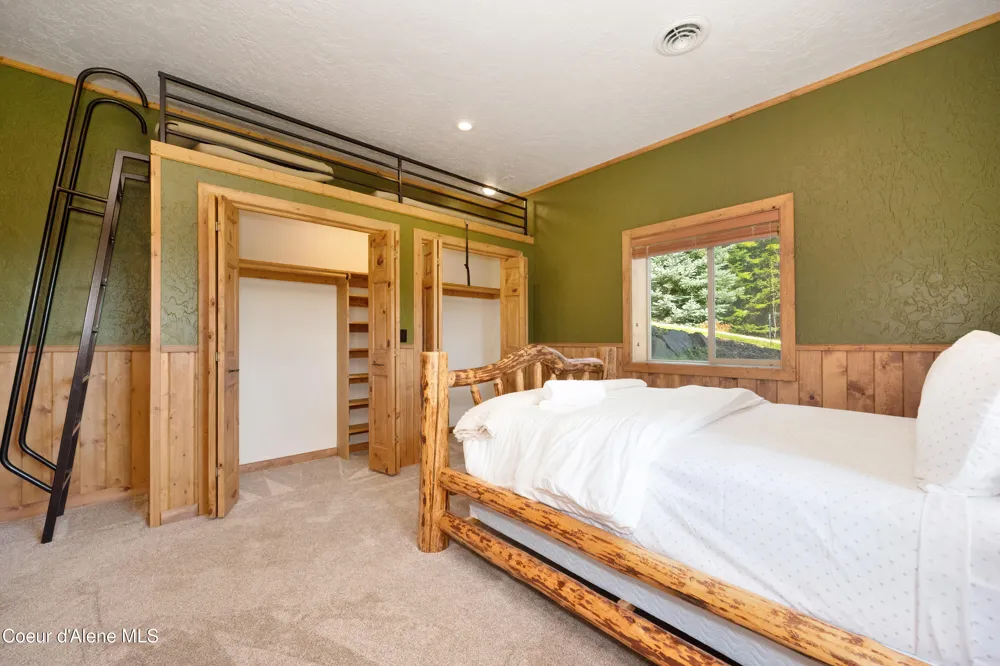 122 Makridge Lane Kingston, ID 83839