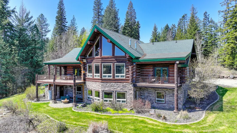 122 Makridge Lane Kingston, ID 83839
