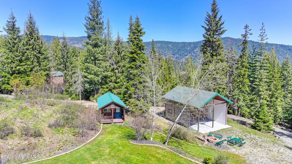 122 Makridge Lane Kingston, ID 83839