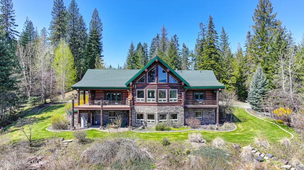 122 Makridge Lane Kingston, ID 83839