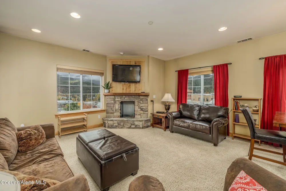 308 Ohio Avenue #105 Kellogg, ID 83837