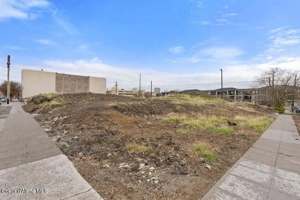 1229 W Broadway Avenue Spokane, WA 99201