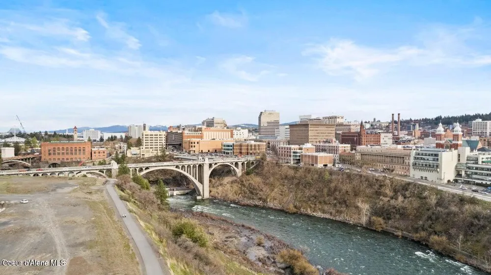 1229 W Broadway Avenue Spokane, WA 99201