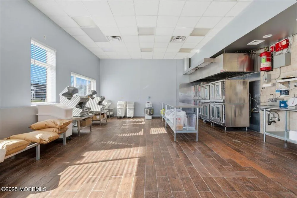 759 State Route 34 Matawan, NJ 07747