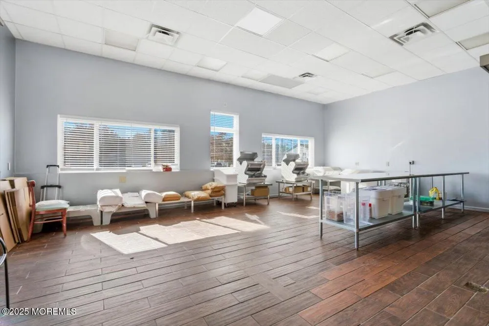 759 State Route 34 Matawan, NJ 07747