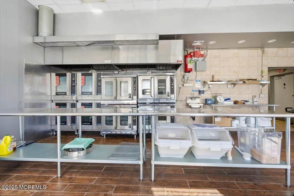 759 State Route 34 Matawan, NJ 07747